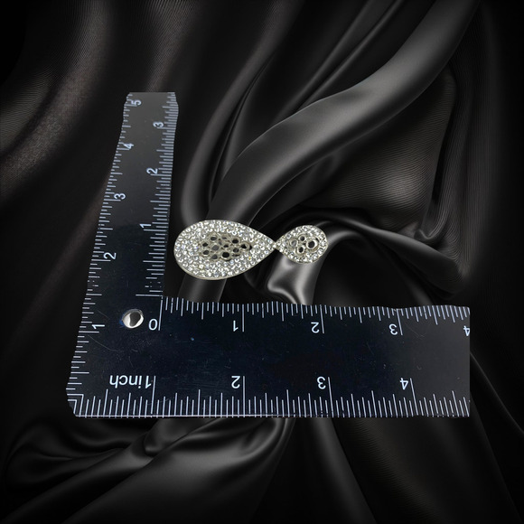 Vintage Y2K Teardrop Filigree Silver Tone Dangle Earrings Pierced Couture Runway - Picture 4 of 5